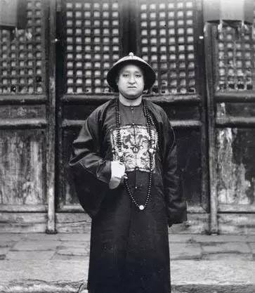 末代衍圣公孔德成:三千年大变局中的沉浮人生_凤凰国学