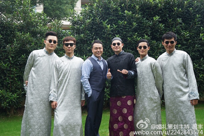 奥运冠军许安琪大婚 惠若琪当伴娘抢镜