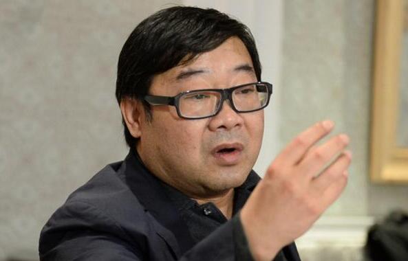 凤凰体育讯 北京国安俱乐部名誉董事长罗宁在作客北京体育《足球100分