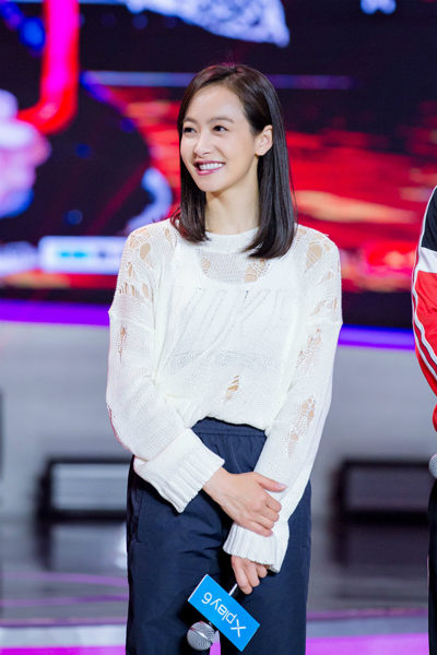 宋茜为求获胜猛撒娇 贾乃亮传授"不要脸"秘技