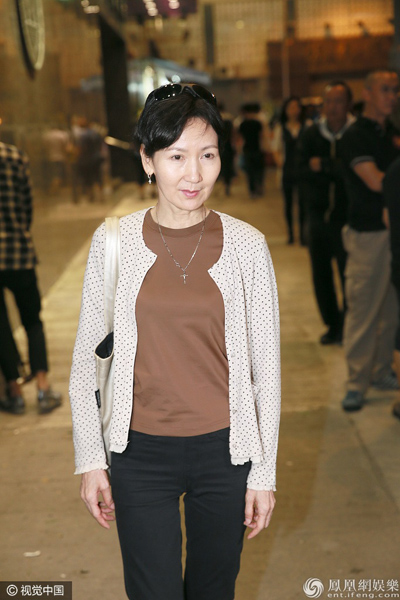 tvb资深演员曾守明殡仪馆设灵宣萱陈美琪等现身悼念