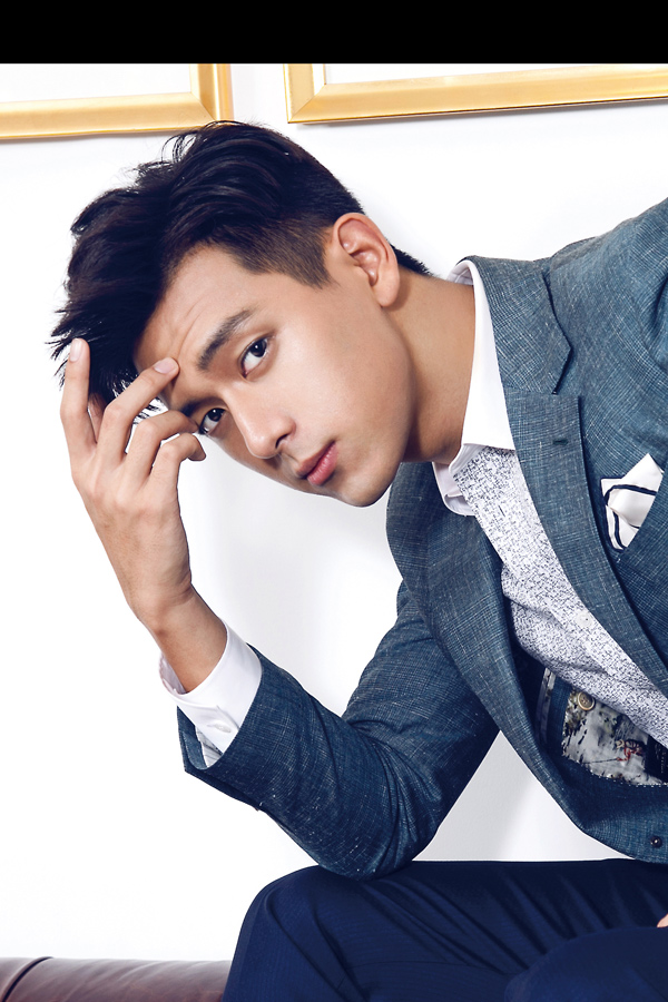 李现:阳光宅男"现"锋芒