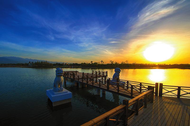 西安萯阳湖景区十一开放