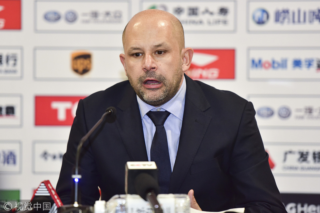 雅尼斯20次助攻很可喜全队在团队篮球道路上进步