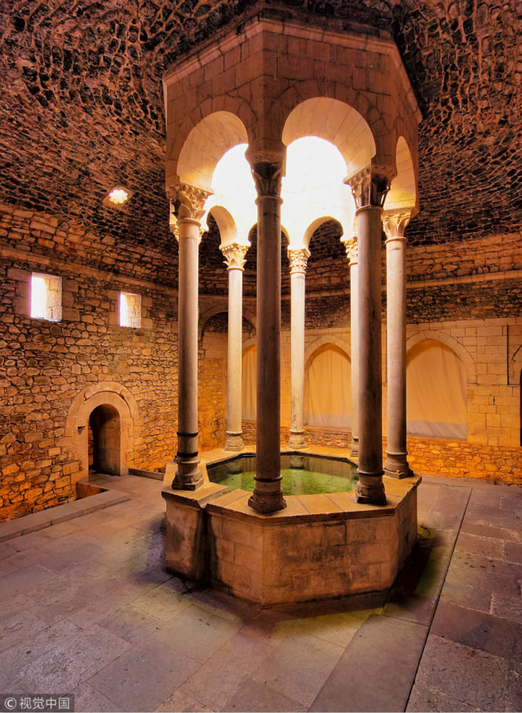 关于洗澡的那些事儿 全球8大古老澡堂中国的最特殊