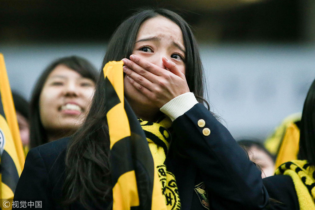 日本高中球赛竟引4万观众女球迷激动落泪