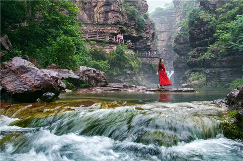 三八女神节云台山景区对所有女士免门票组图