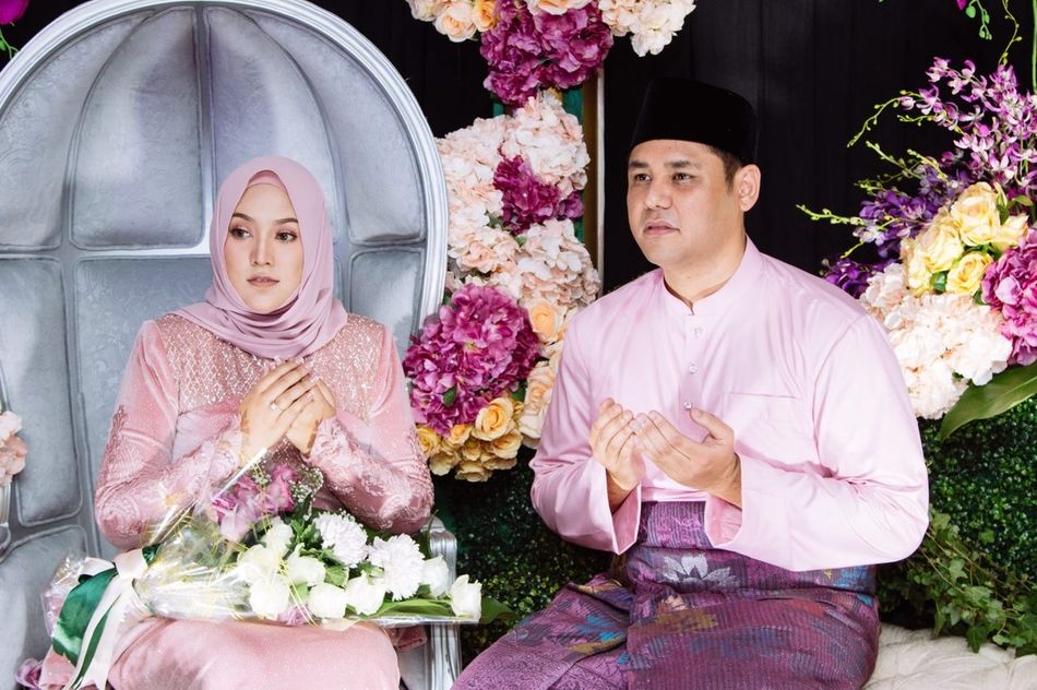 歌手茜拉闪婚对老公一见钟情交往仅两月