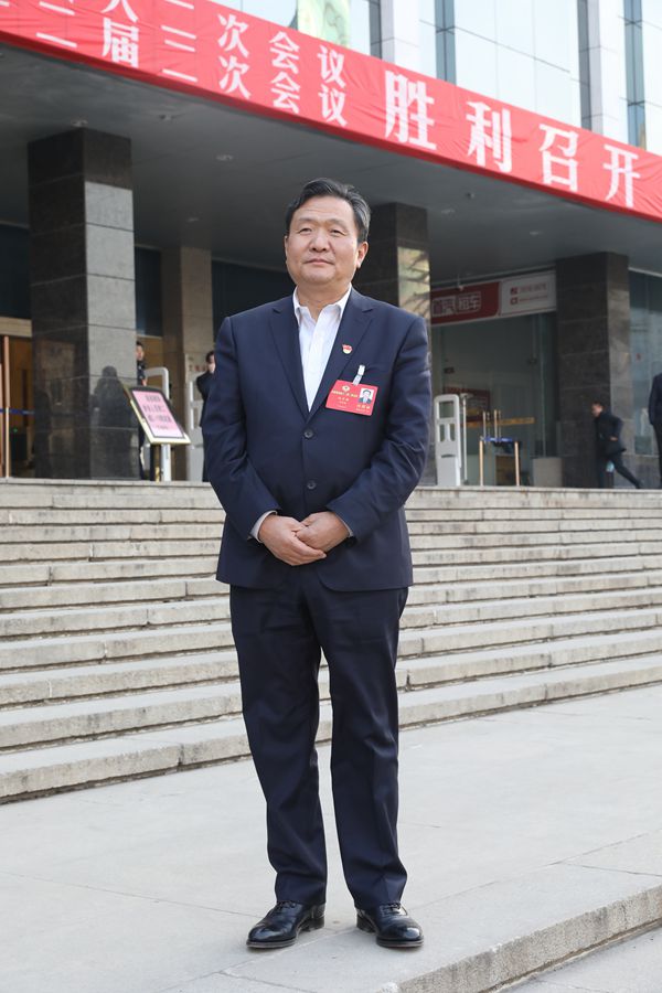 省政协委员刘兴彬:全力实施"千百万"三大工程 助推河南更加出彩