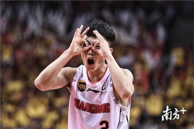 九冠王广东宏远2226天后再夺cba总冠军