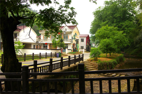 红色茗山撸起袖子打赢脱贫攻坚战青阳县丁桥镇茗山村脱贫工作纪实