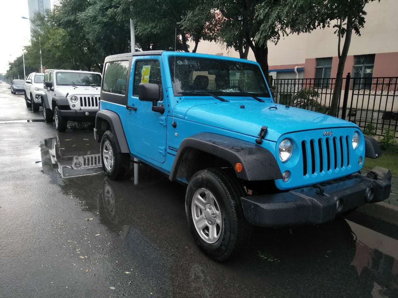 17款牧馬人36l現車撒哈拉越野車jeep