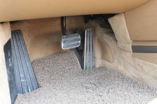 如何在试驾中体验动力性一味地轰油门并非正解