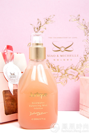 茱莉蔻献礼陈晓陈妍希夫妇大婚