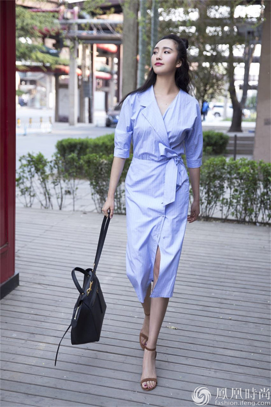 王紫璇韩范夏日写真曝光 笑容甜过初恋_凤凰时尚
