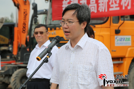 昌吉州副州长莫伟钢宣布呼图壁县三个重点项目开工