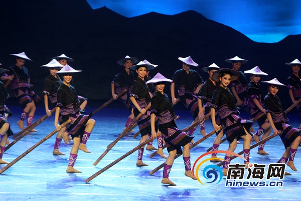歌舞诗《黎族家园》海口公演 将代表海南赴京参赛