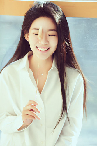 演员刘舫羽新戏杀青 御姐范儿十足迷倒男主