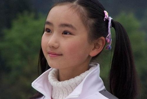 叶子因为近年杨紫,张一山,关晓彤等人的爆红,童星再度成为一个非常