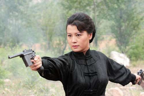 而史兰芽在其中出演的就是惊鸿一瞥的角色唐晓芙,这位美女就是让