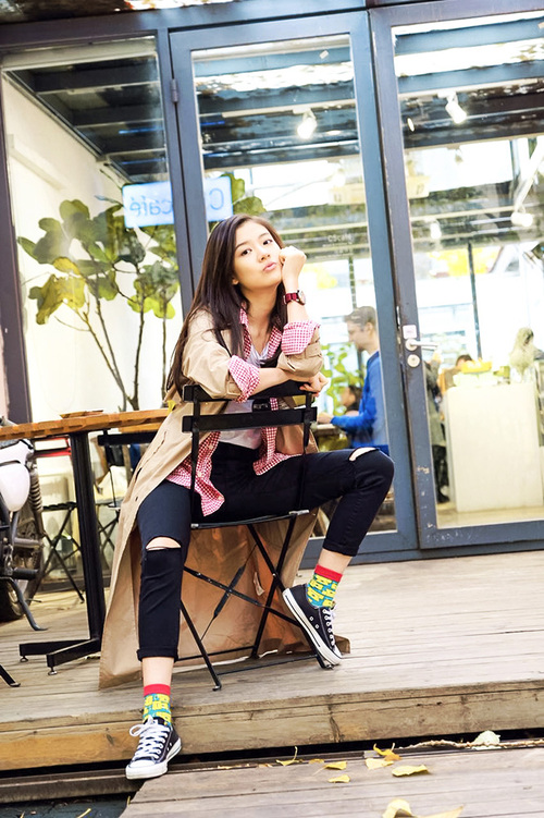 张雅玫素颜写真曝光 健康甜美文艺范十足