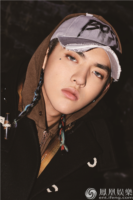 吴亦凡新曲《july》风暴回归 mv48小时破300万