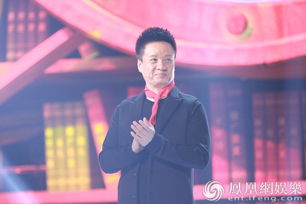 阎维文自曝曾唱歌卡痰 伊能静回忆穿高跟鞋当众摔倒_娱乐频道_凤凰网