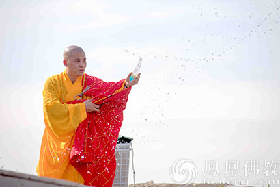 这才是真正的功德利益珠海普陀寺举行大型放生法会