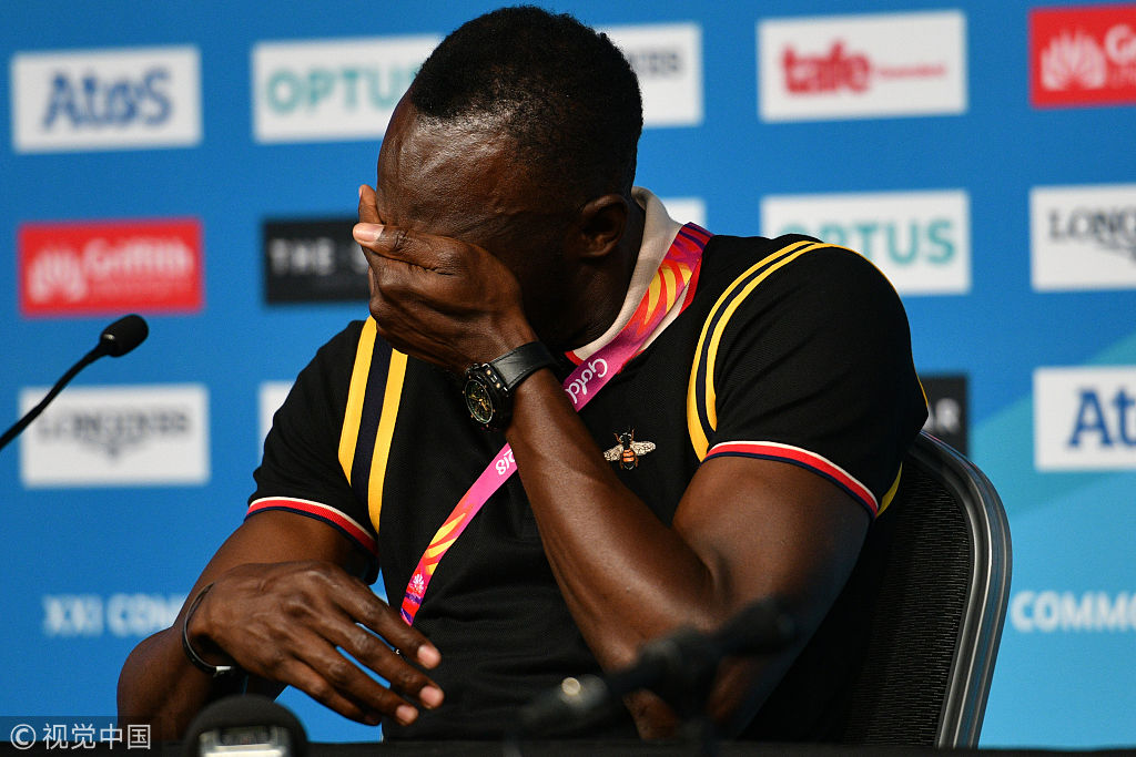 博尔特变身表情帝 玩vr秀球技