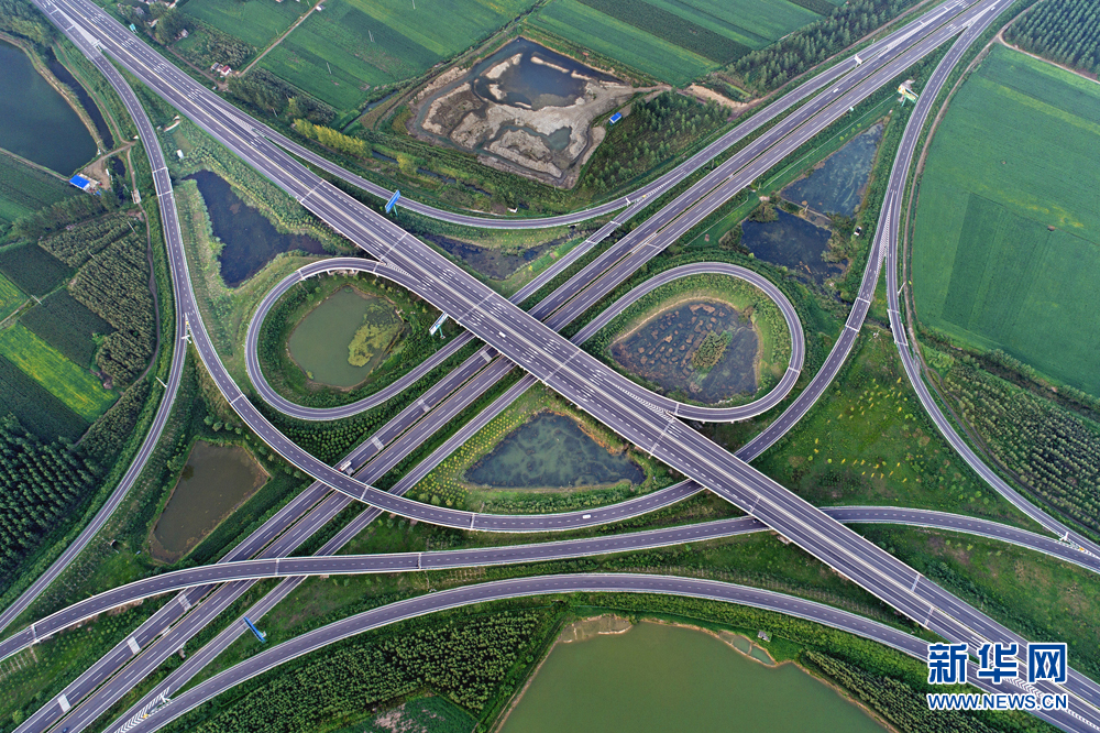 【五大发展"瞰"安徽】江淮处处美景如画 高速路网锦上添花