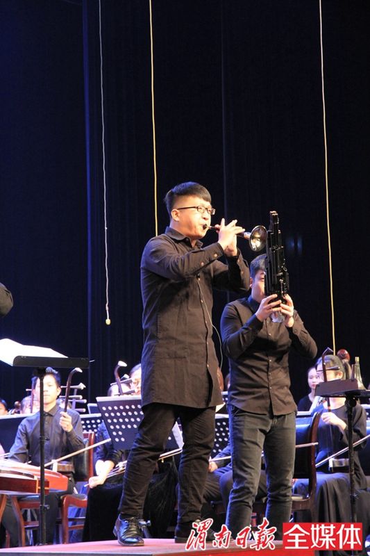 西安音乐学院民族管弦乐团奏响富平