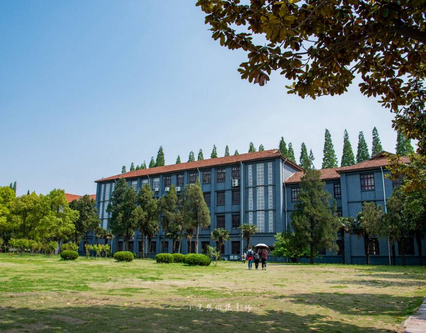 全国人民最羡慕妒忌的幸福天堂!_武汉电视台-黄鹤云