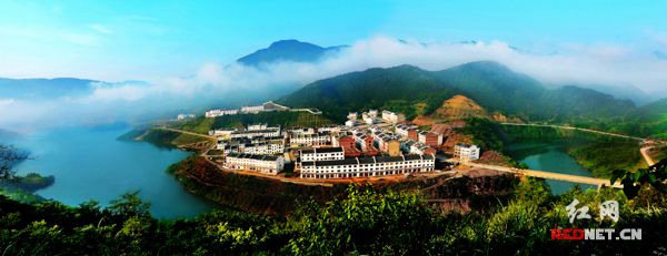 用"精诚精准"实现"石门开门"——石门县精准脱贫攻坚的网络观察