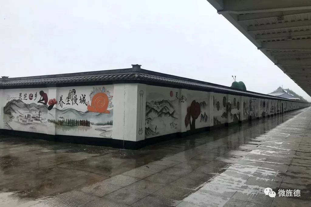安徽旌德高铁站出现巨幅3d彩绘,炫酷到爆!