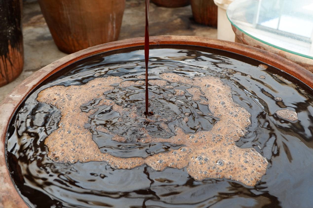 日晒夜露过程中的山西老陈醋而创新即是通过全新的手段,使中医药这个