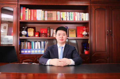 郑远元荣获2017年全国脱贫攻坚奖奉献奖全国仅10名