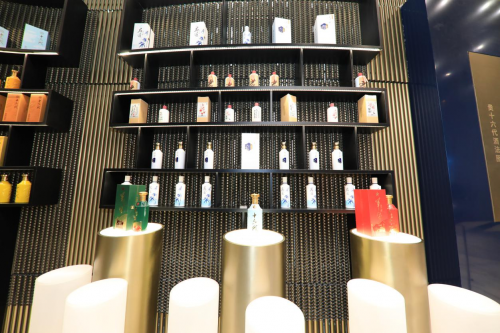 高端酱香型白酒品牌贵酿体验店隆重开业