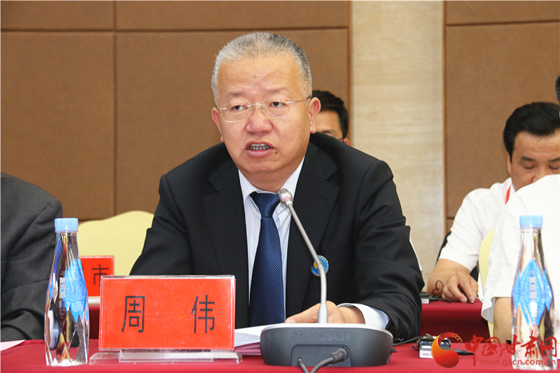 武威市委副书记,市长周伟推介武威通过前期对接交流,我省武威,陇南等