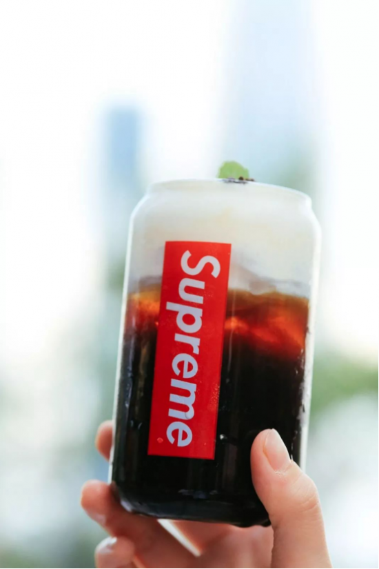 不是吧supreme做饮品了supremetea潮酷茶饮